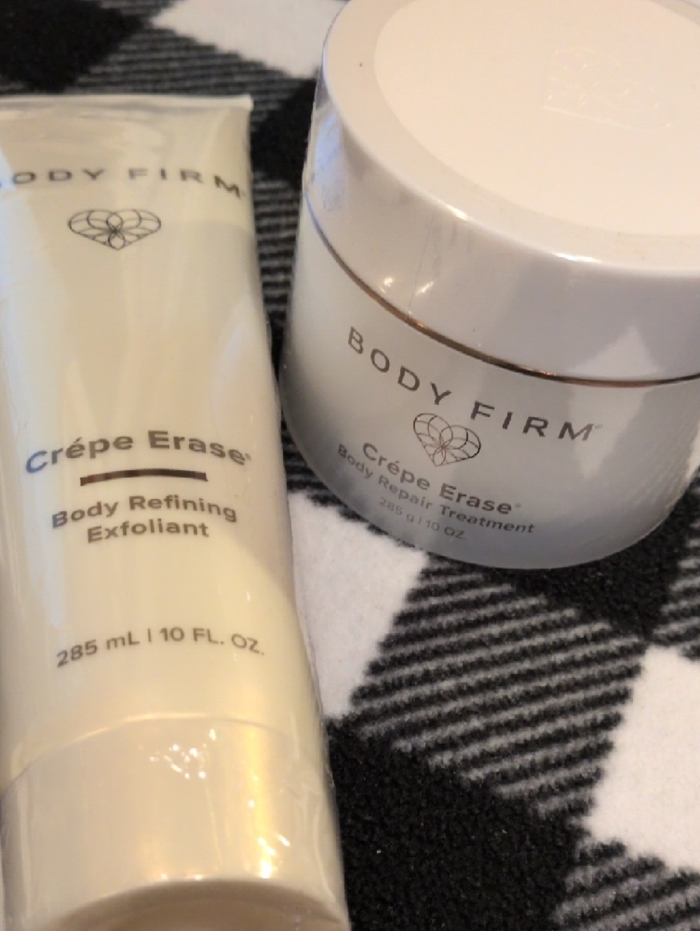 Body Firm Crêpe Erase™ Body Repair Treatment & Exfoliant - Picture 10 of 10
